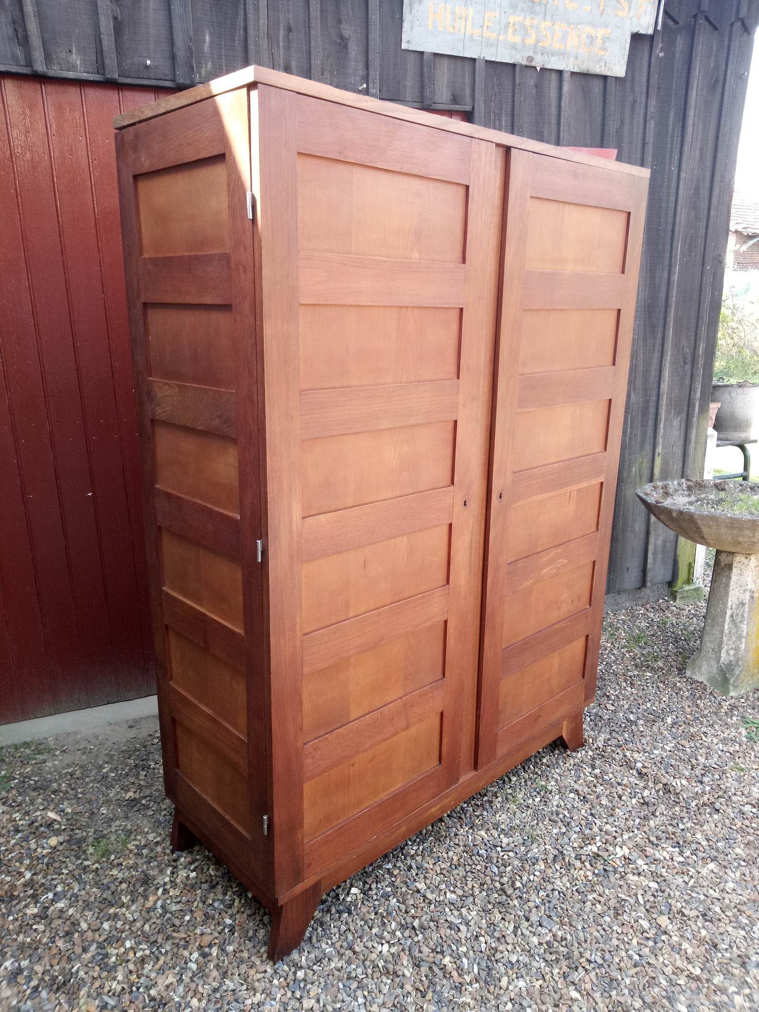 René Gabriel wardrobe