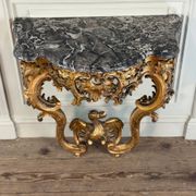 Console Régence au dragon, bois sculpté et doré, Paris vers 1720