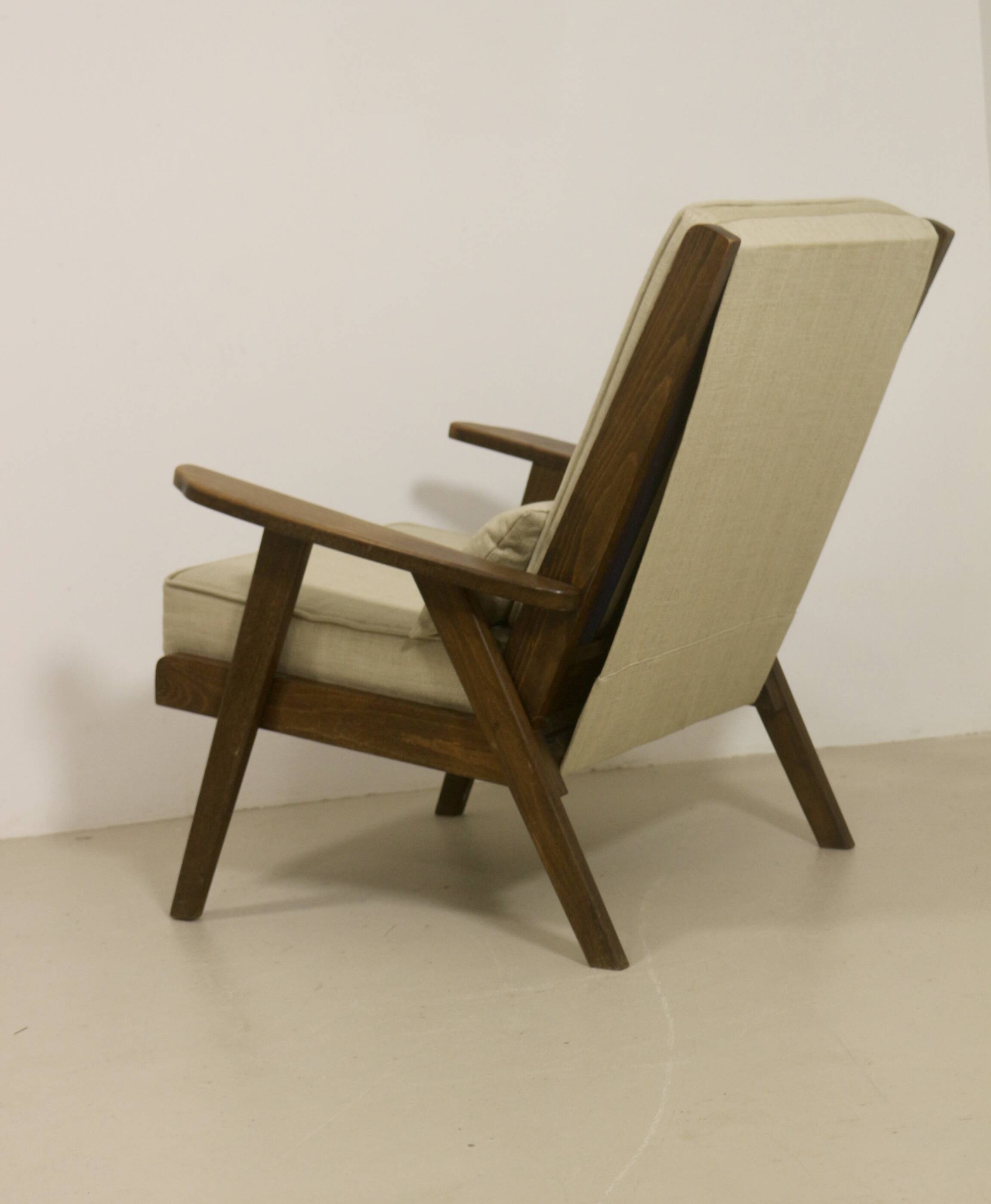 Fauteuil période reconstruction 1950