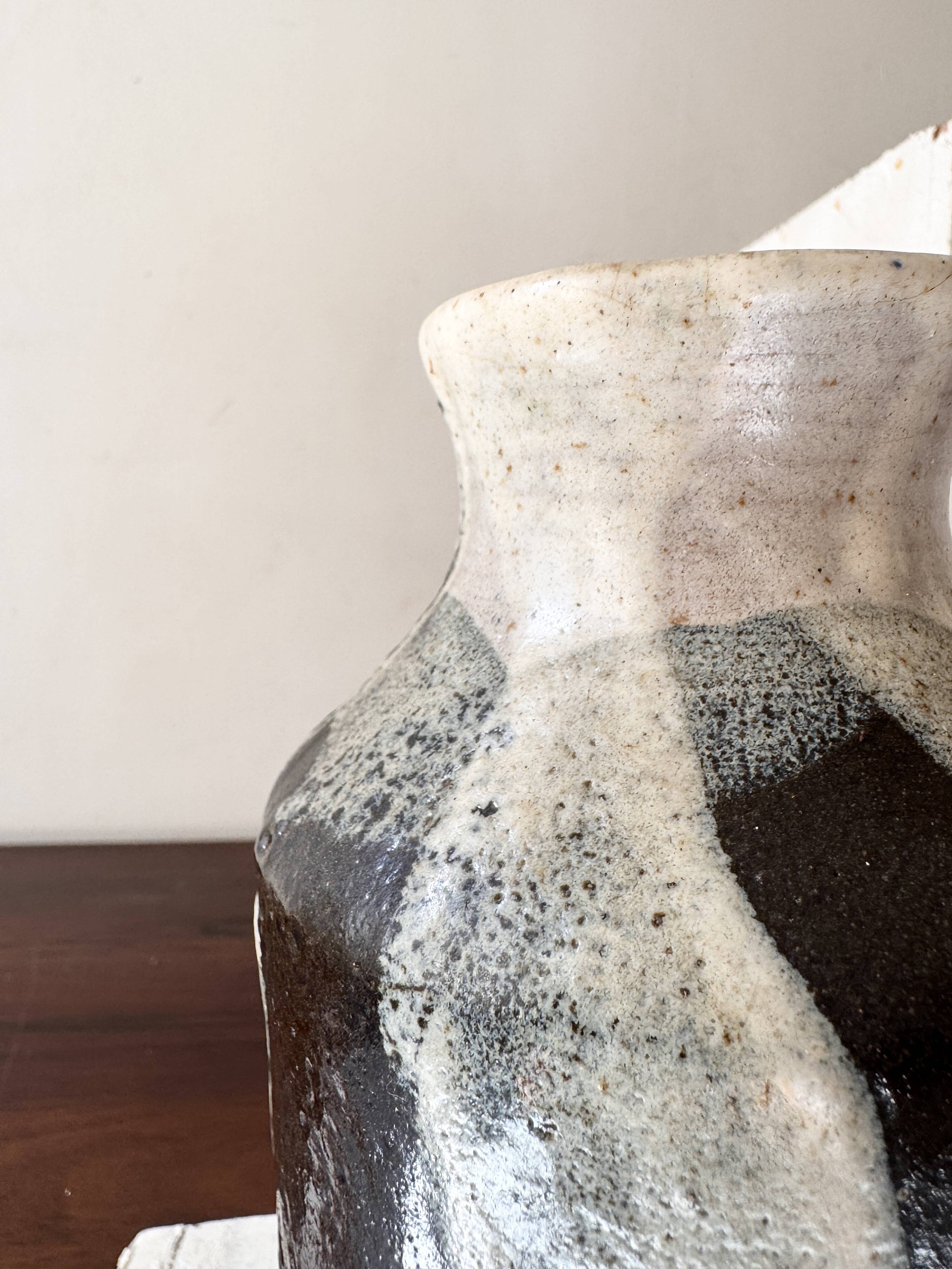 vase en grés émaillé, signé PQV France vers 1970