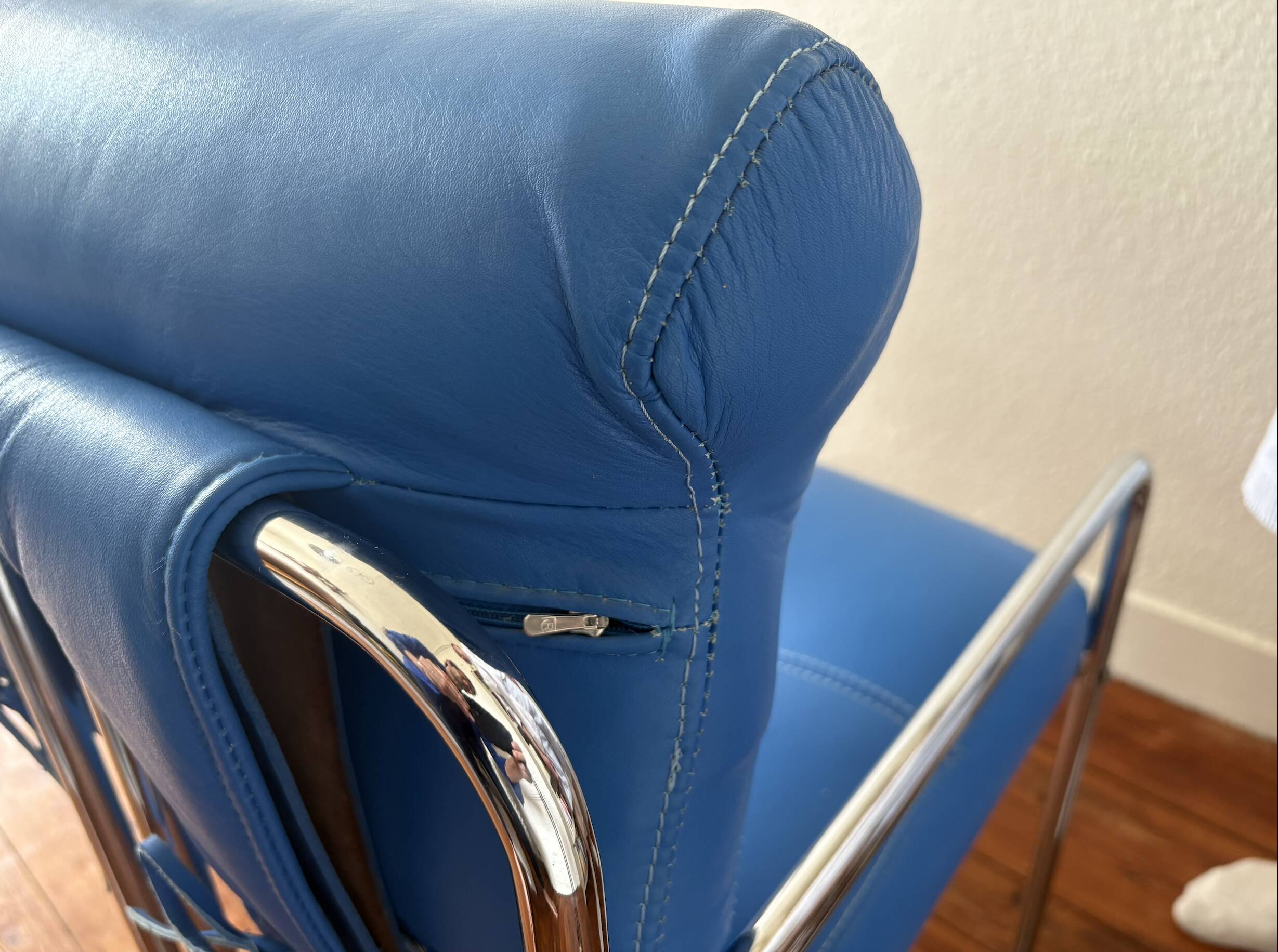 Paire de fauteuils modèle “Tucroma”, dessinés en 1971 par Guido Faleschini pour l’éditeur italien i4 Mariani