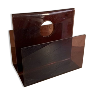 Amber Plexiglas magazine door