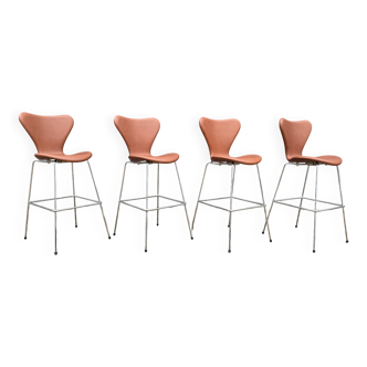 Fritz Hansen Series 7 Bar Stools Arne Jacobsen
