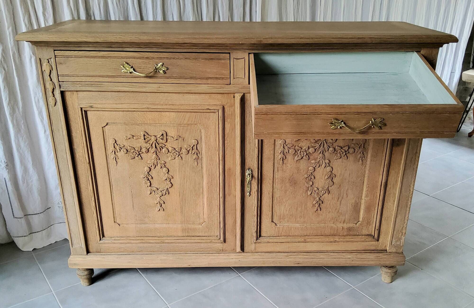 Art Nouveau buffet