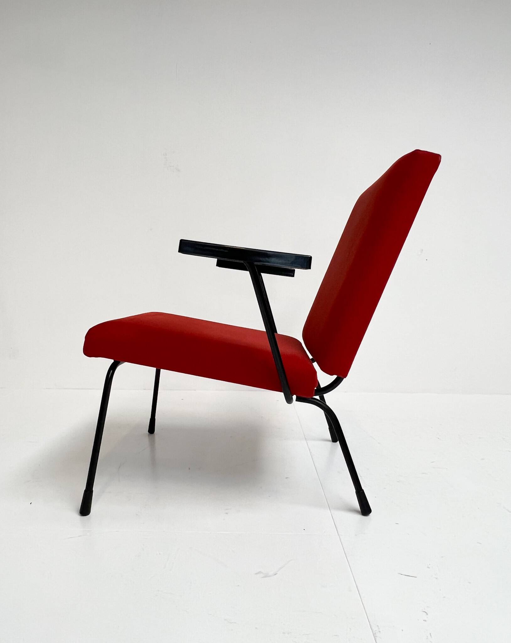 Gispen 1407 armchair by Wim Rietveld, 1954