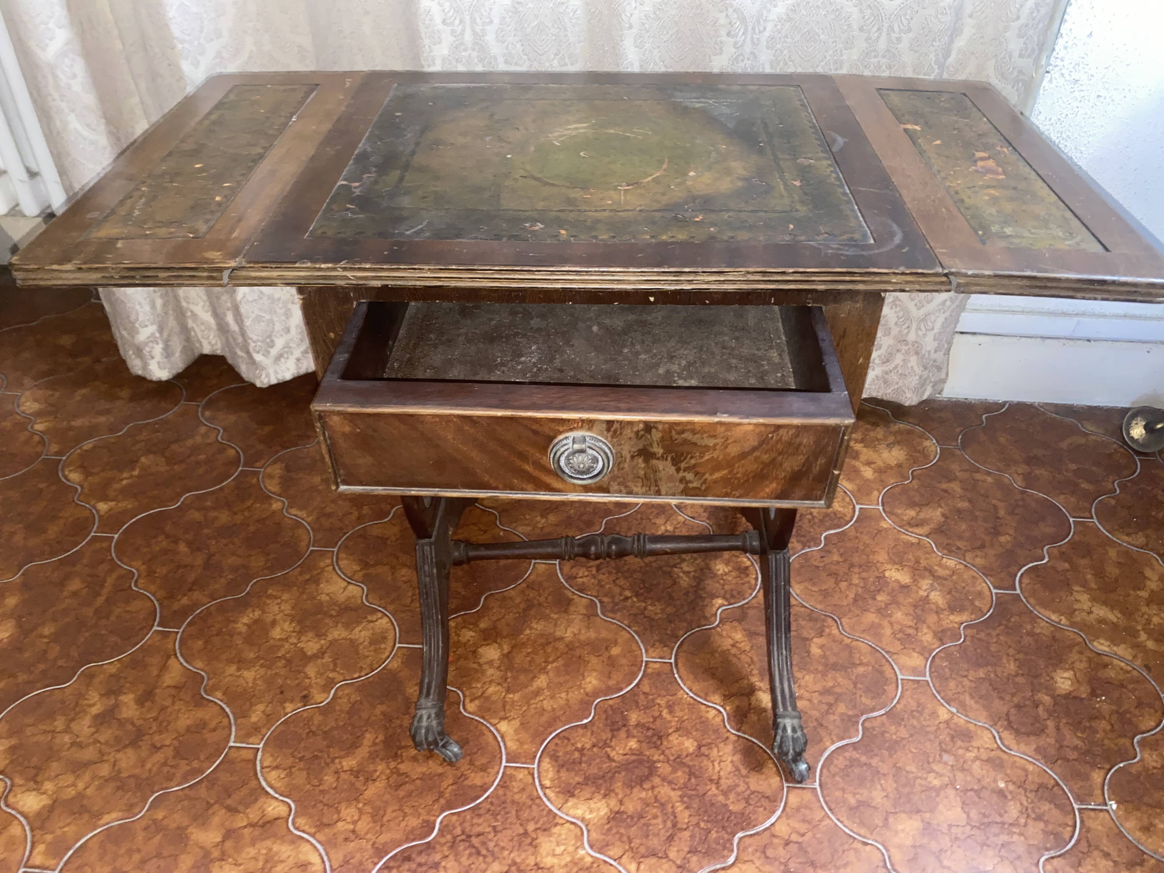 Antique drop-leaf table in patinated wood – family heirloom – early 20th century