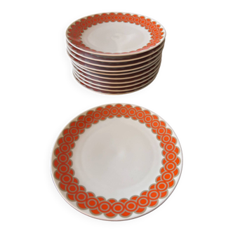 11 orange plates 1970