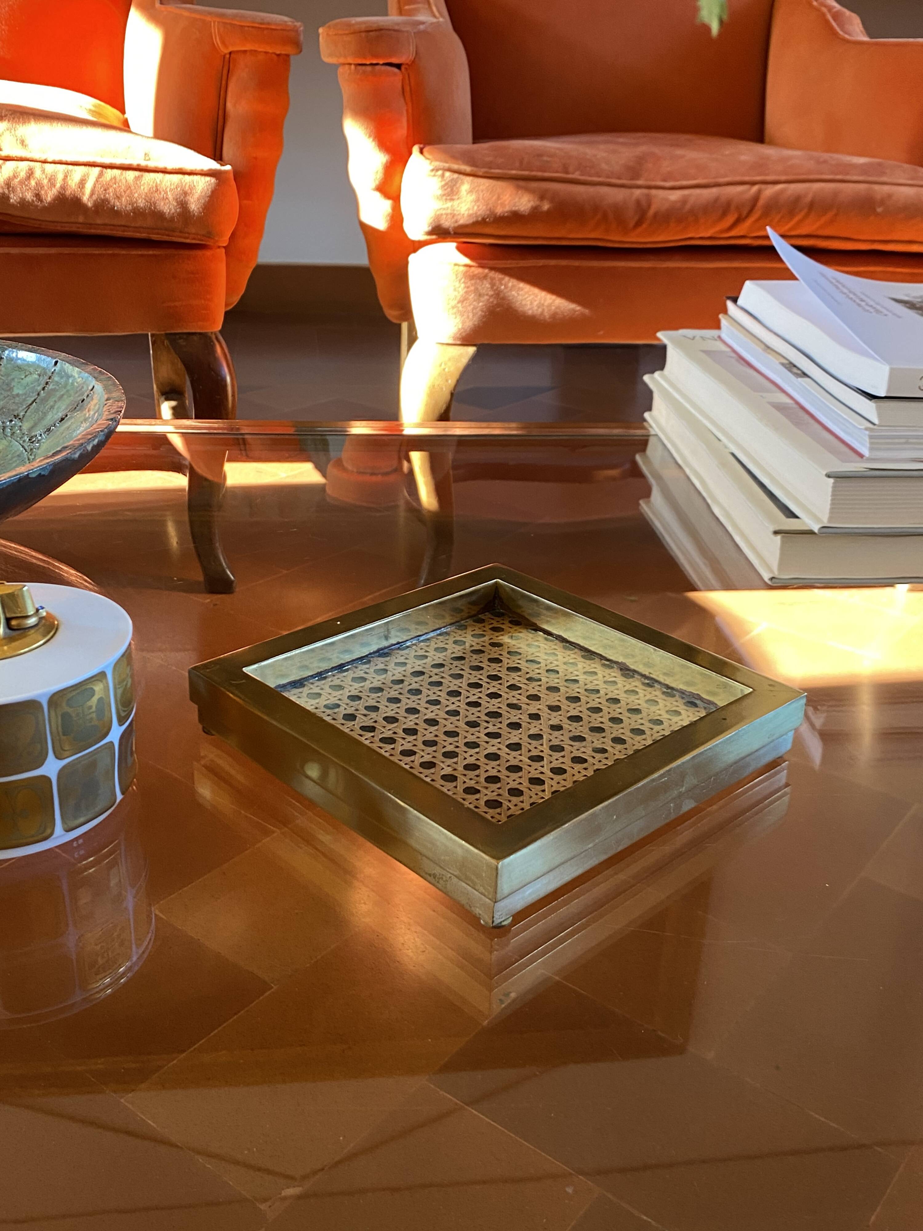 Hollywood regency vide poche, brass and Vienna straw, Italy 1970