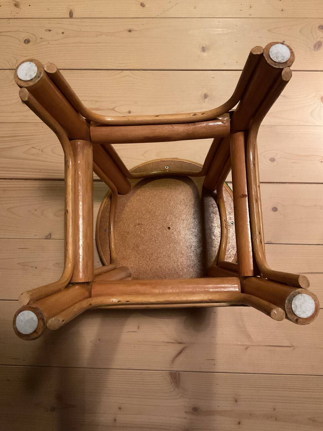 Tabouret vintage en rotin - tissu wax africain