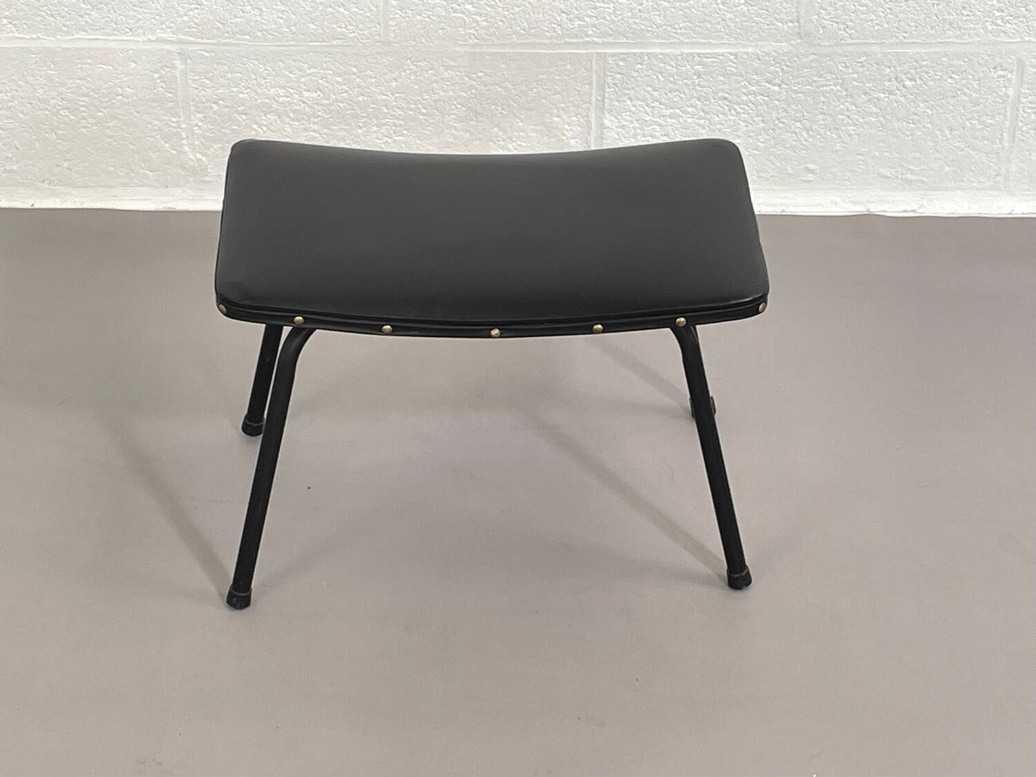 Pierre Guariche stool