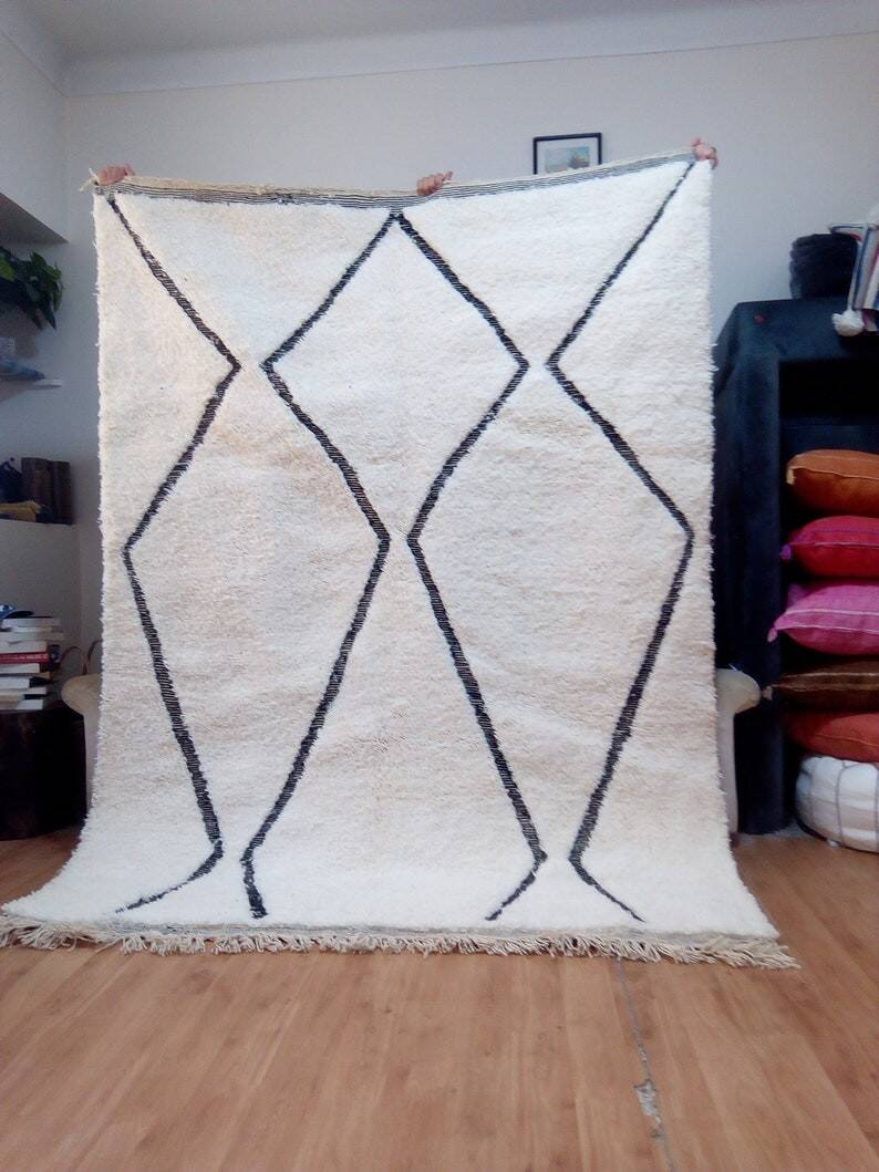 Tapis marocain Beni Ourain en laine tissée à la main