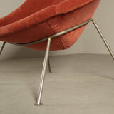 Pierre Paulin for Artifort — F156 “Little Oyster” lounge chair, 1959–1960s