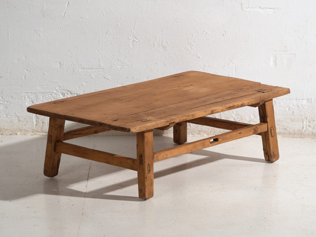 Antique pine coffee table – China, circa 1930