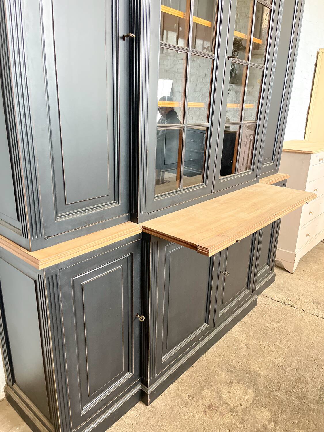 Old dresser / bookcase with black patina