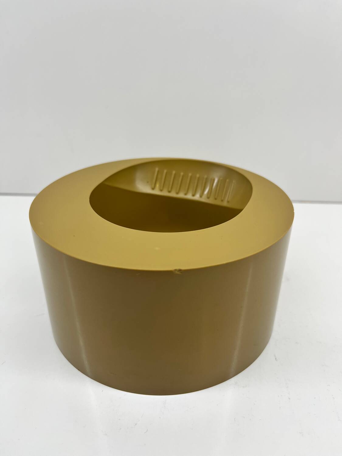 Enzo Mari ashtray Borneo - Danese Milano - Melamine - Italian design