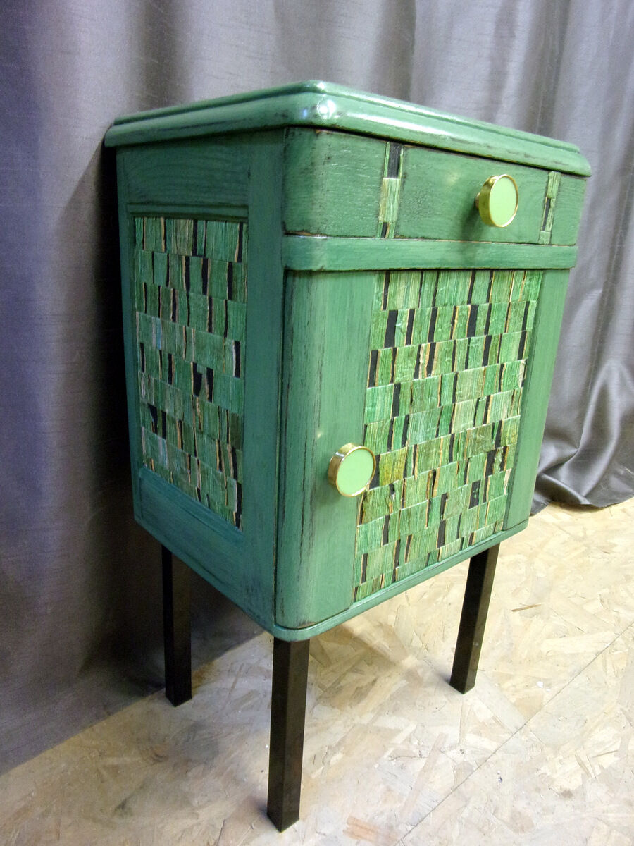 Chevet, art-deco back furniture revisited green and lily root