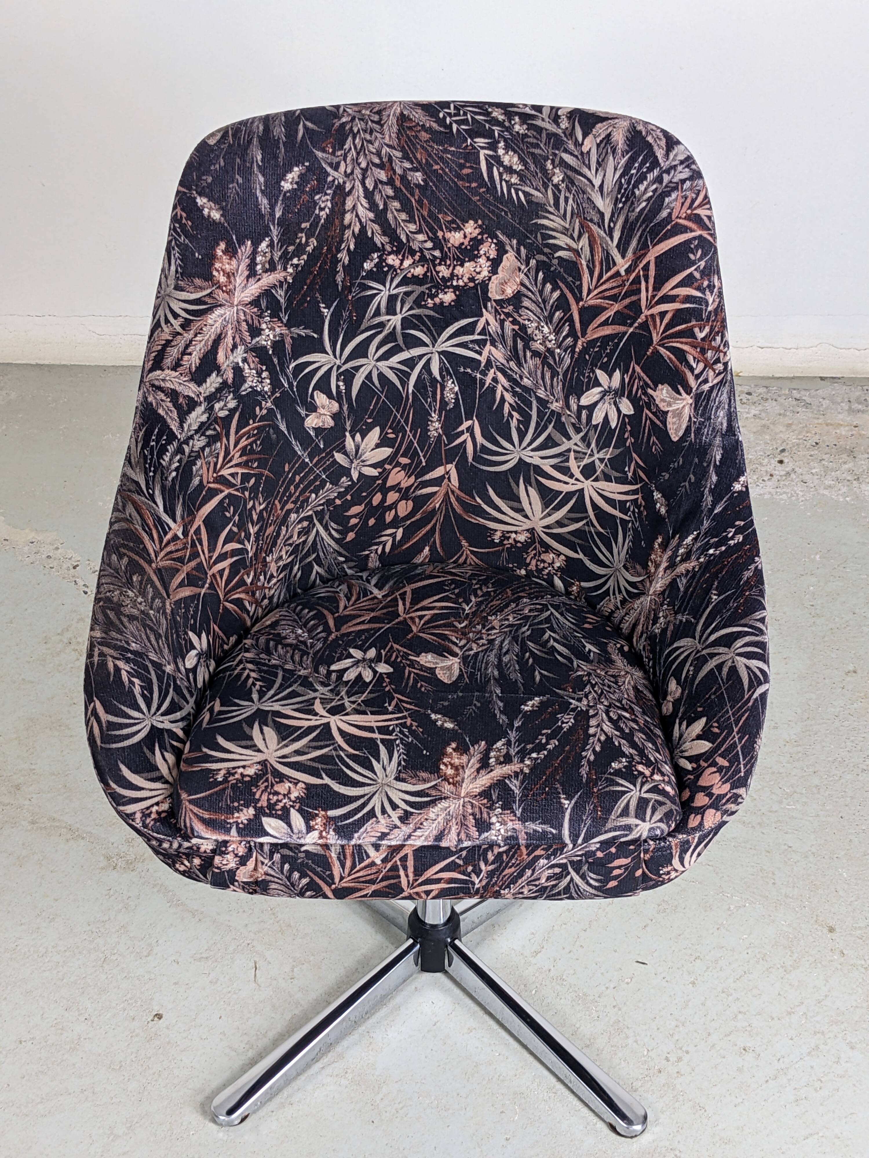 Set of 4 vintage swivel shell chairs - 1970s