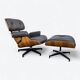 Fauteuil et repose-pieds Herman Miller Original Eames, marron et noyer