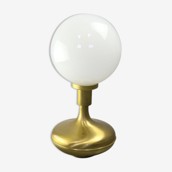 Italian mid-century modern brass & opaline glass table lamp
