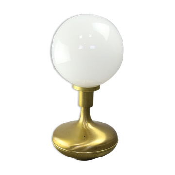 Italian mid-century modern brass & opaline glass table lamp