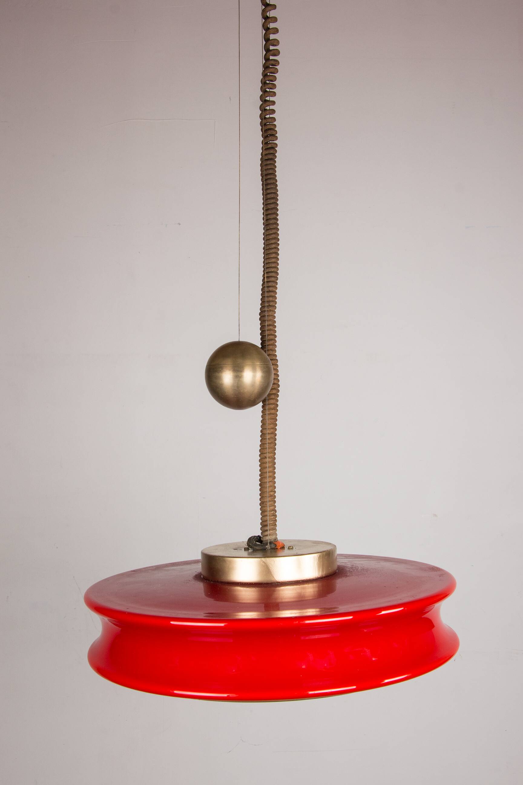 Large pendant light, adjustable in height, in glass and brass, Orion model by Schwarz and Staff Leucht