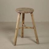 Gong - Antique Chinese elm stool, round seat no. 2