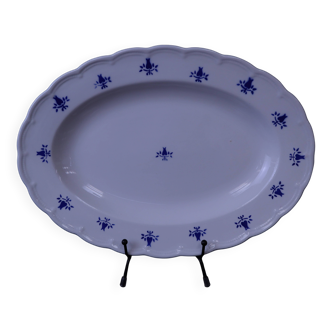 Oval plate Boch La Louvière