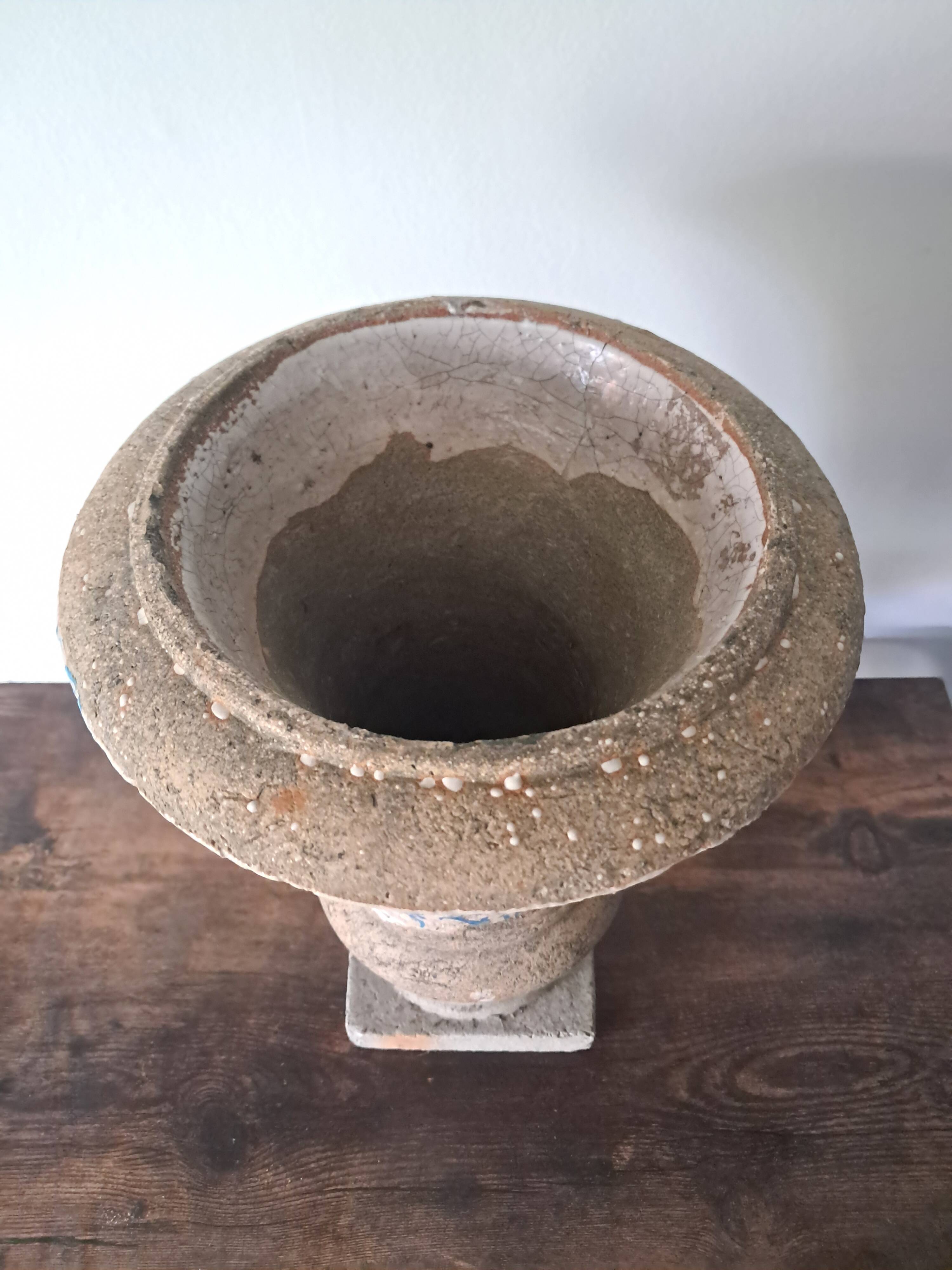 Medici Vase Planter in Cement and Earthenware
