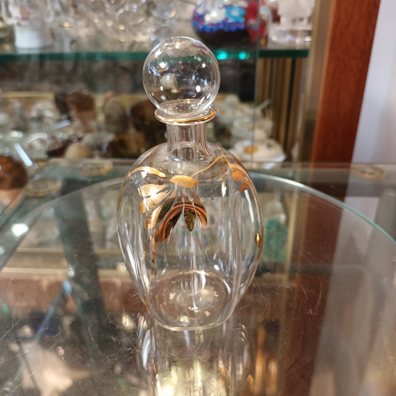 Perfume bottle