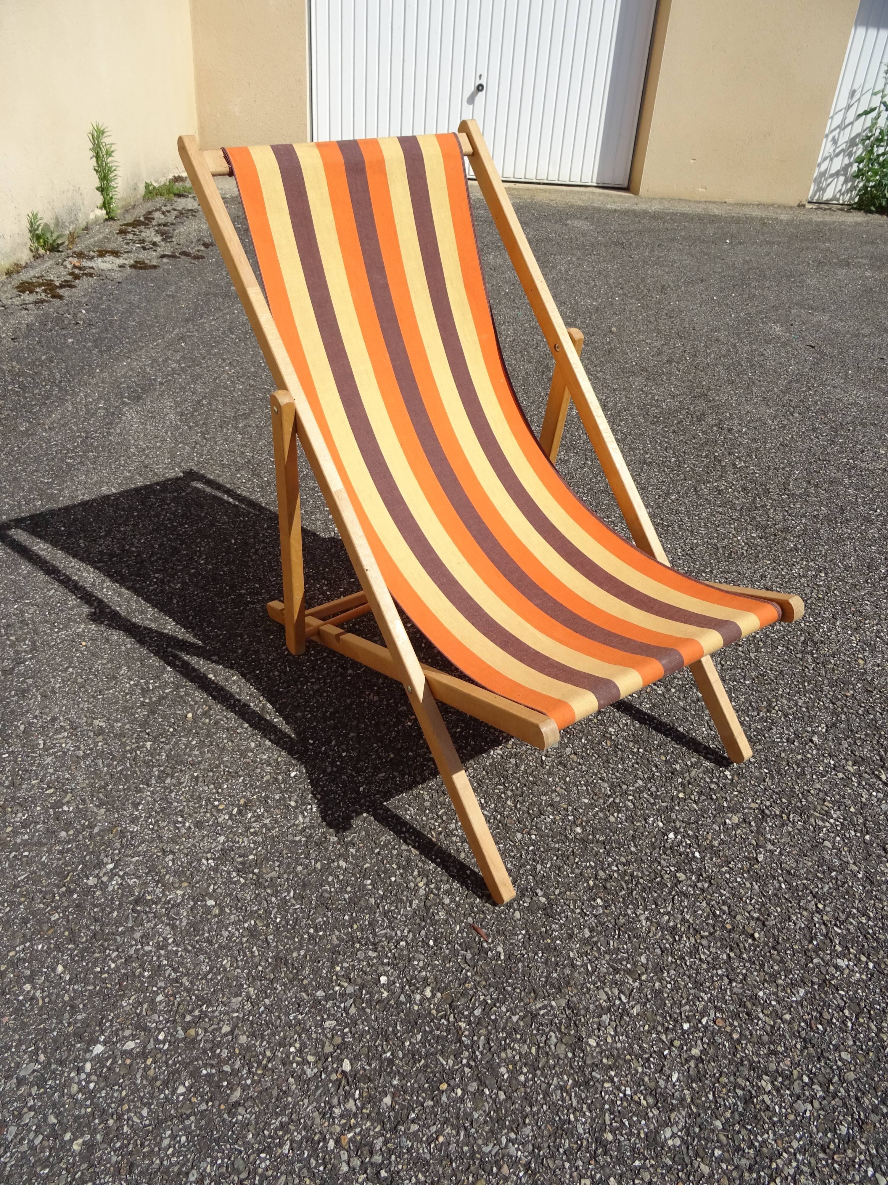 Vintage garden deck chair