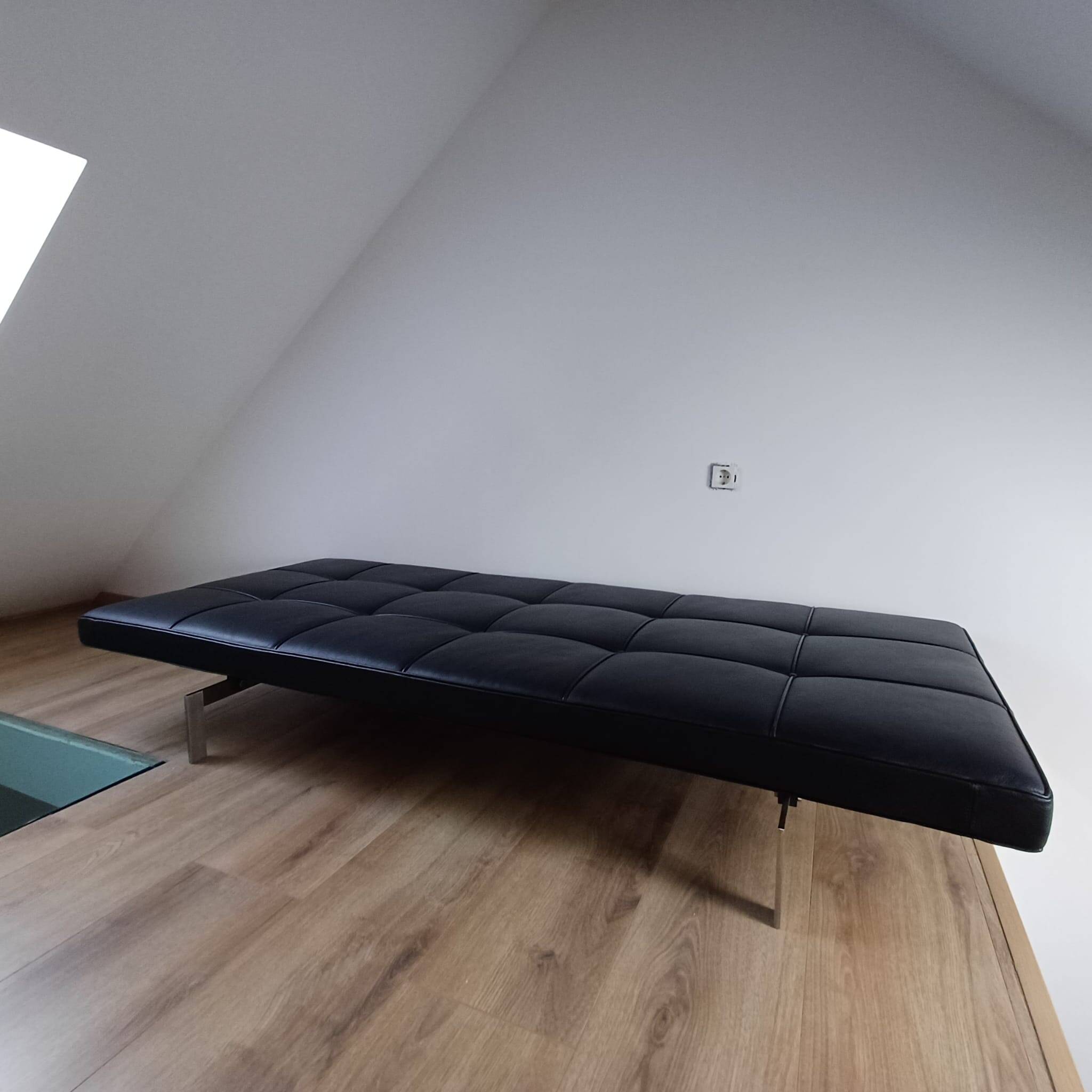 Fritz Hansen PK80 Daybed / Bench by Poul Kjærholm