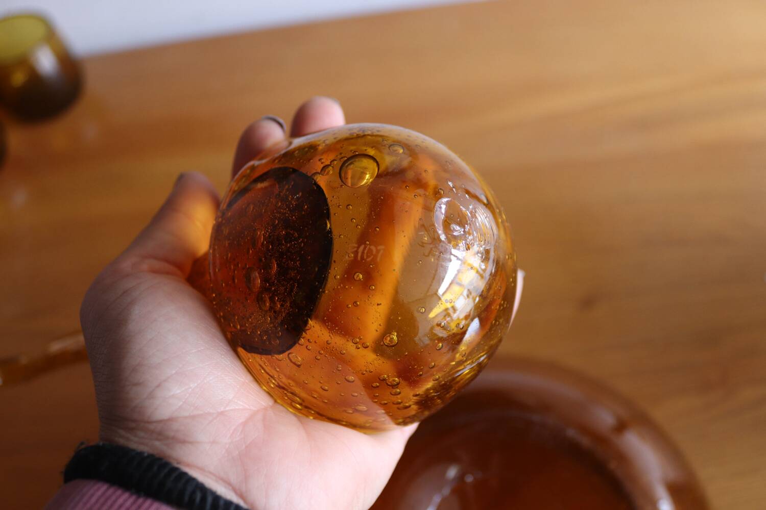 Vintage amber blown bubble glass salad bowl and ladle.