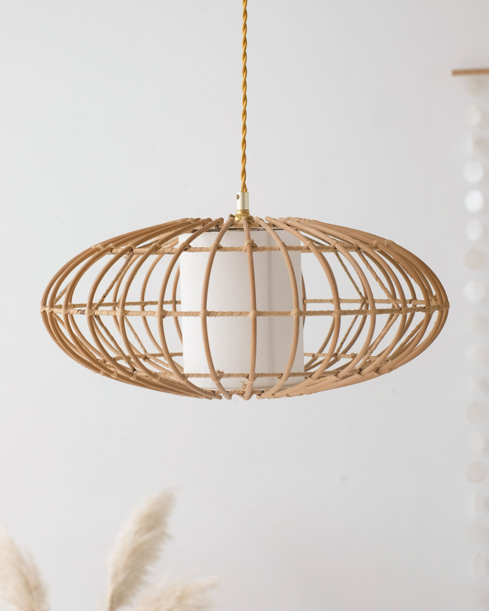 Vintage pendant lamp with oval rattan lampshade