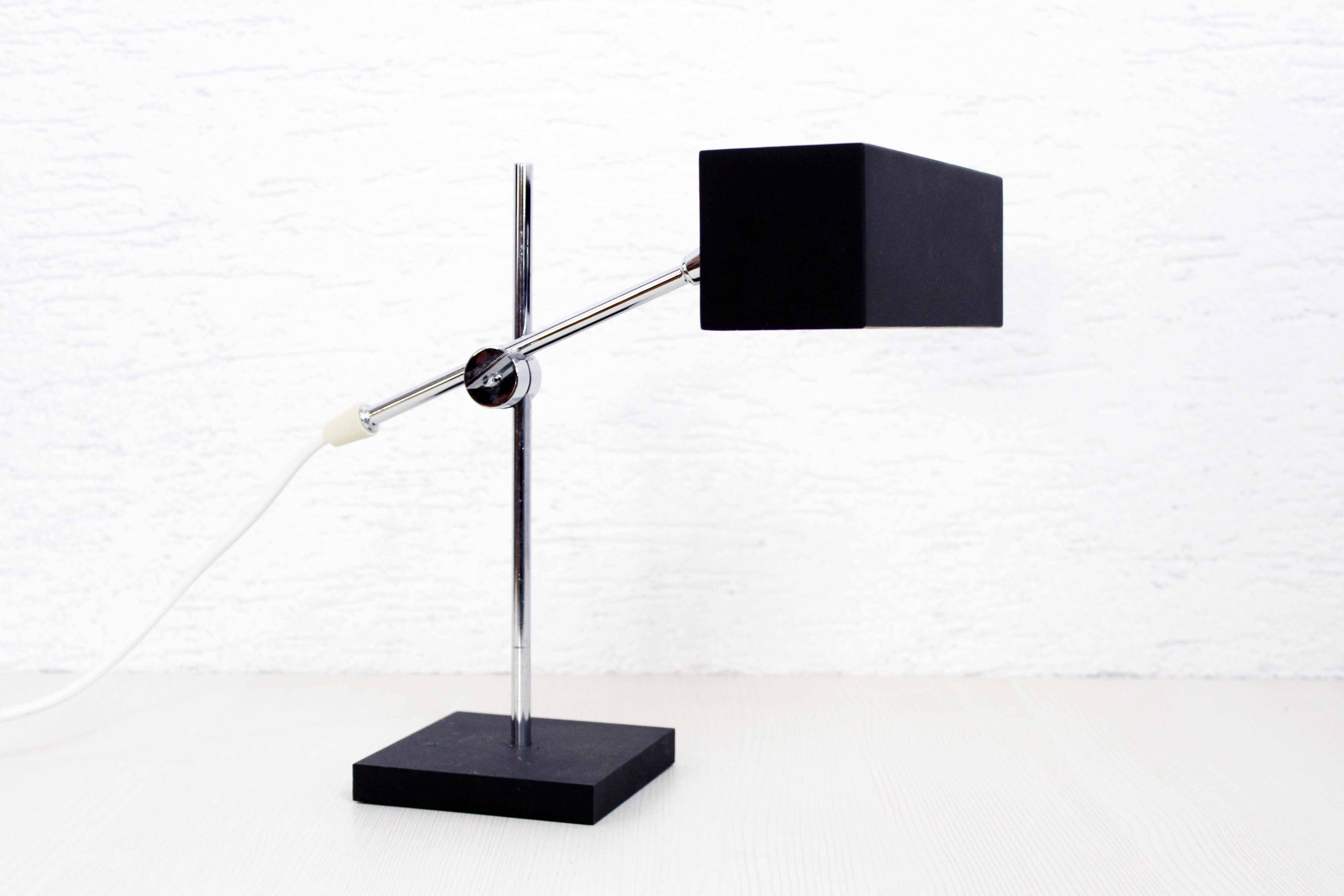 Modernist desk lamp Leclaire and Schäffer 1950