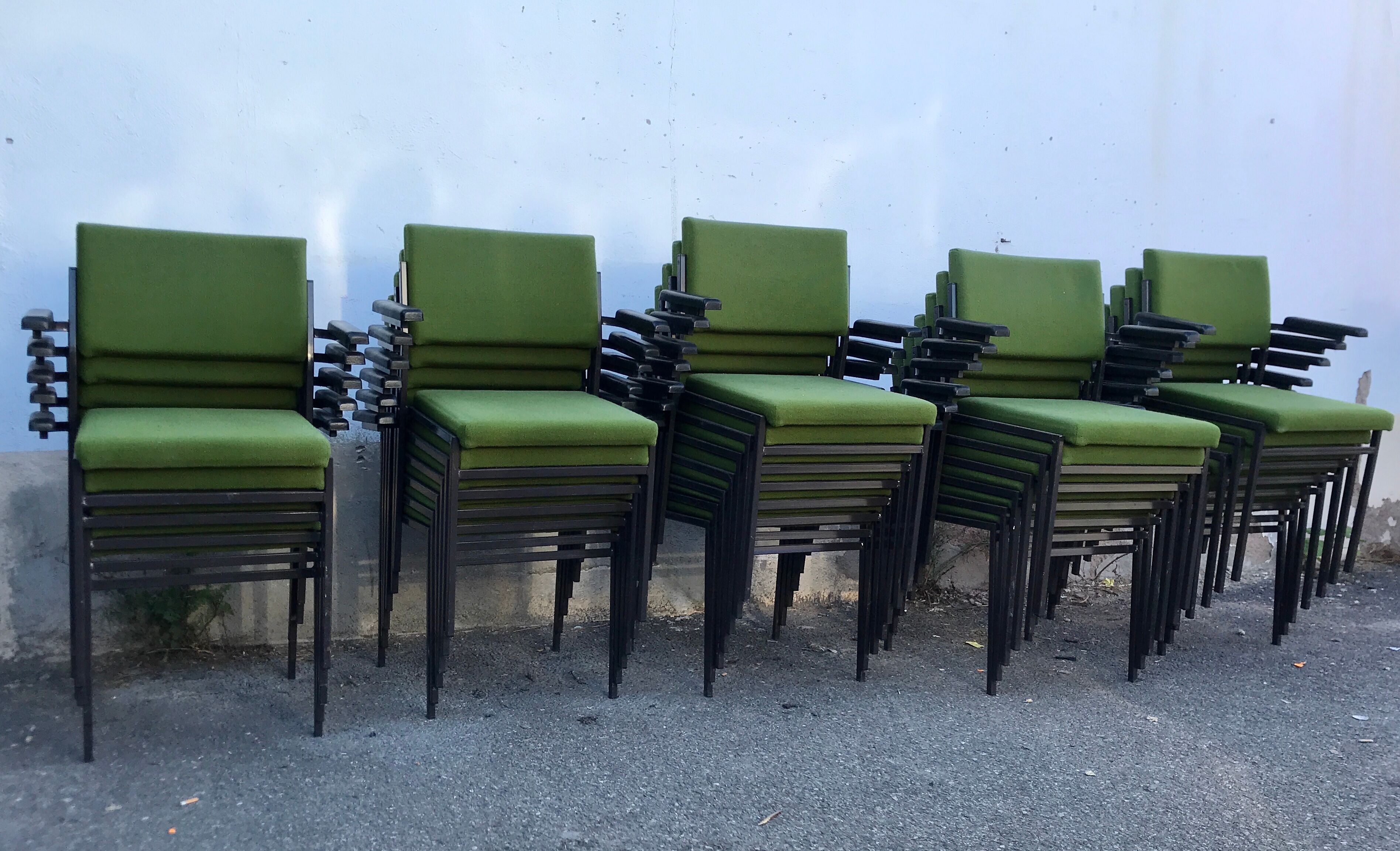 27 armchairs - modern - vintage - metal feet - 1960