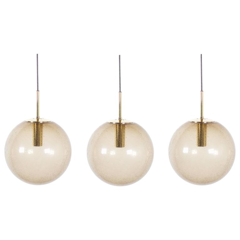 Suspension smoked glass