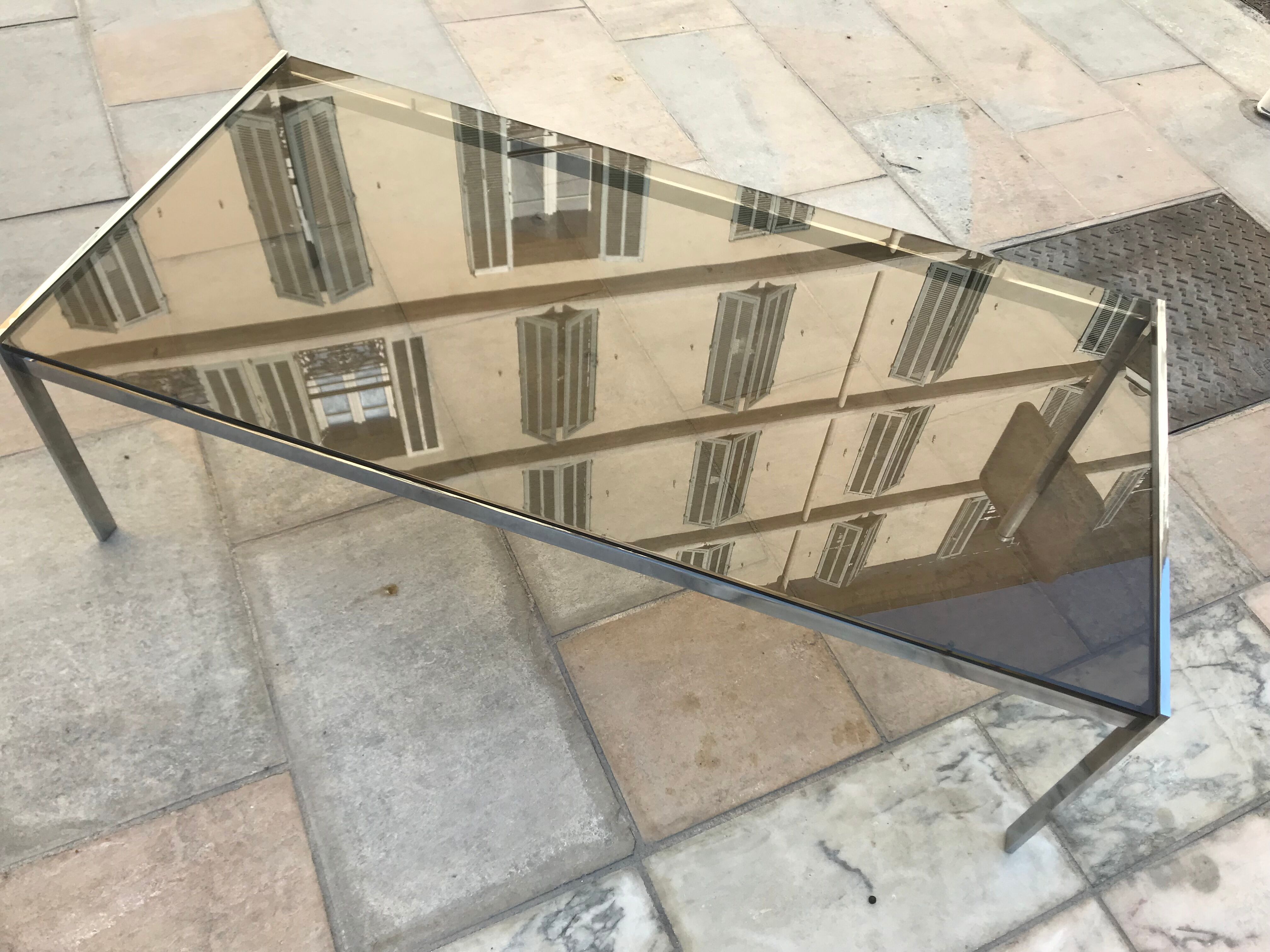 Table basse rectangulaire métal et verre St Gobain bleuté gris 1970