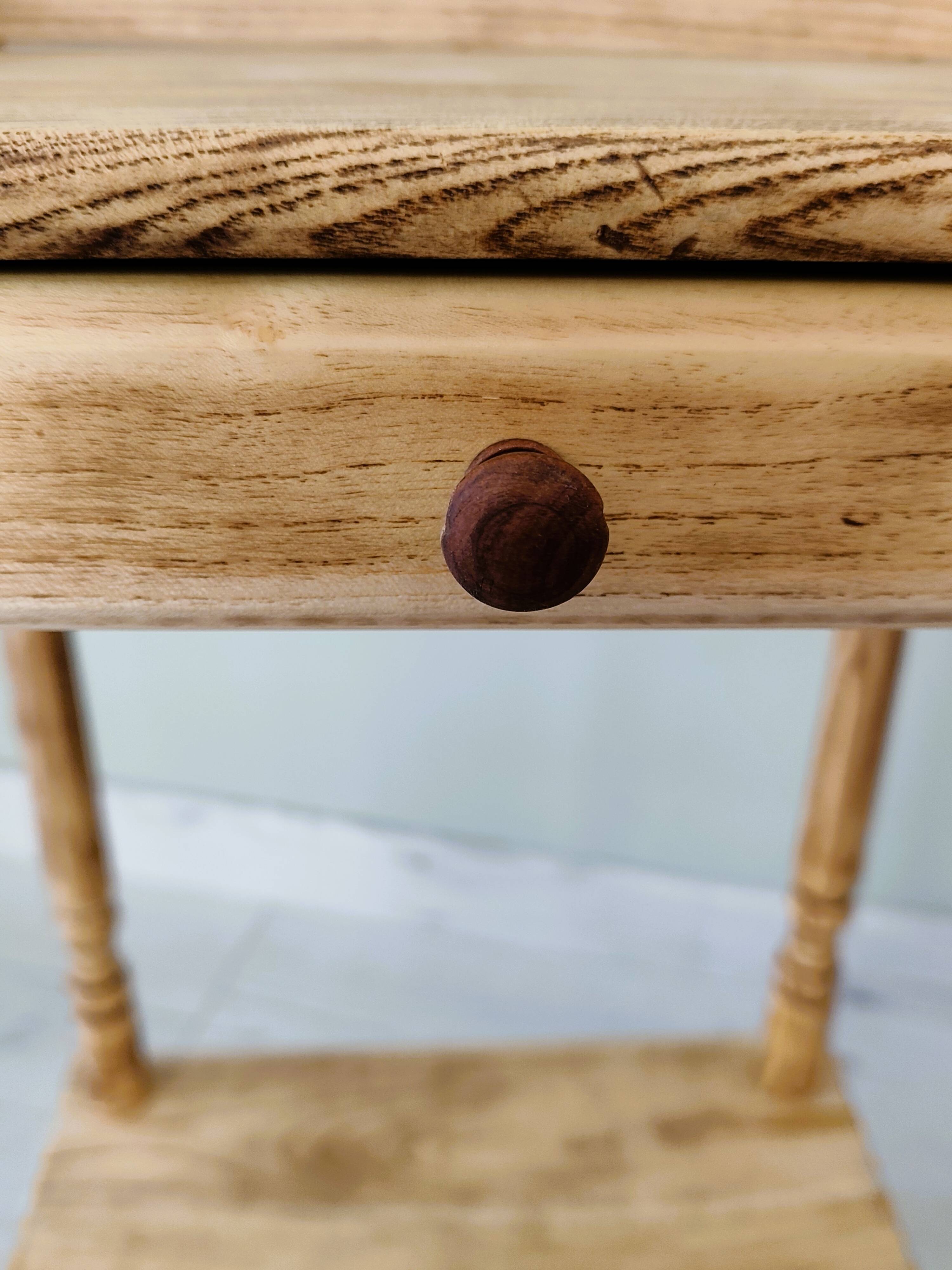 Small accent piece in solid wood