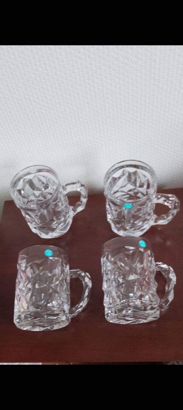 4 Chopes à bière en cristal taillé Tiffany et Co.