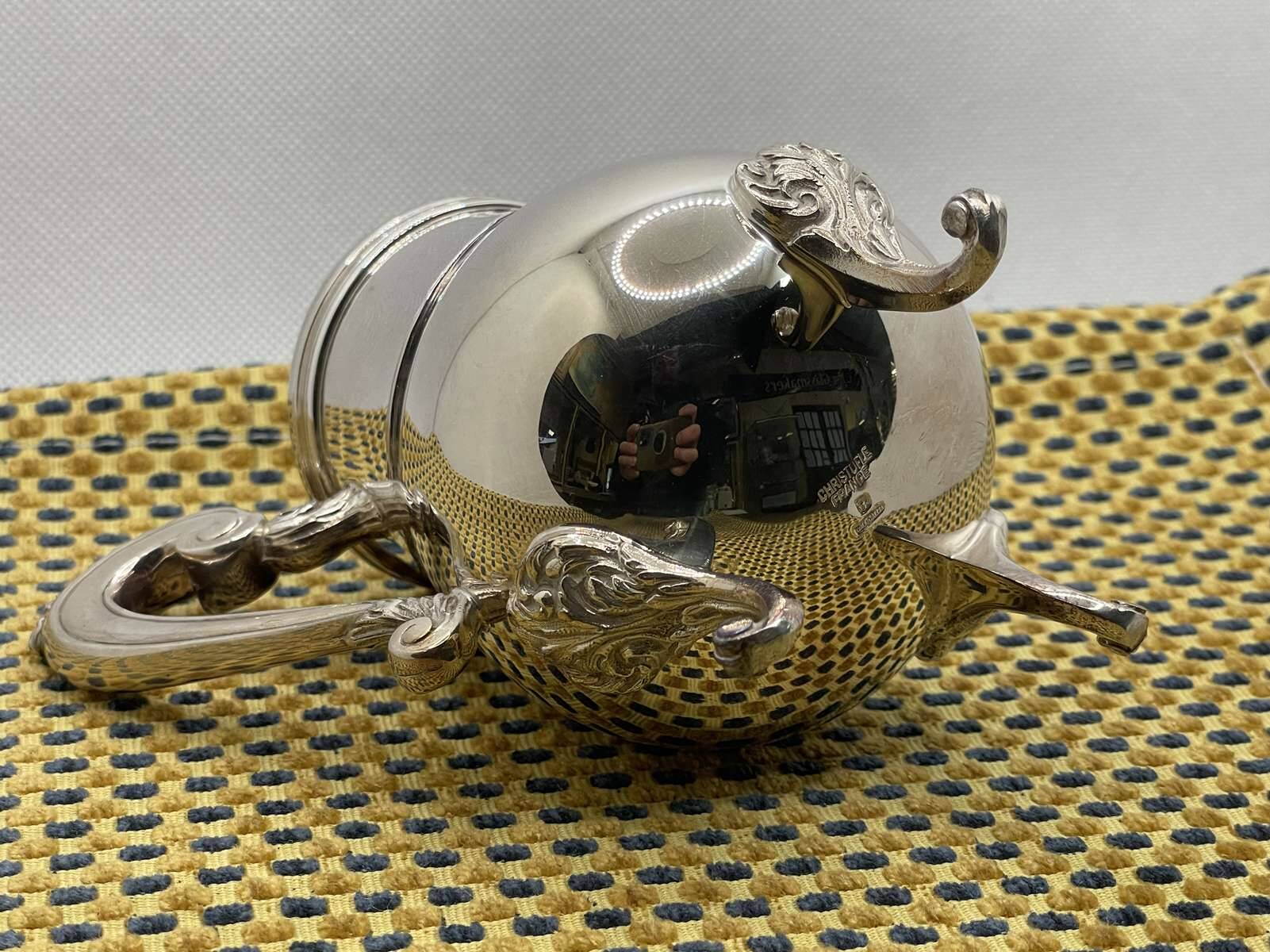 Pot à lait CHRISTOFLE en métal argenté modèle POMPADOUR