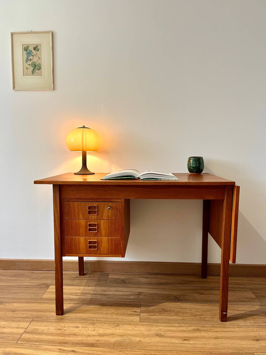 Danish Scandinavian desk in teak from the 1960s.