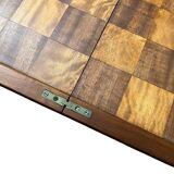 Imposant jeu d'échecs signé CJ
