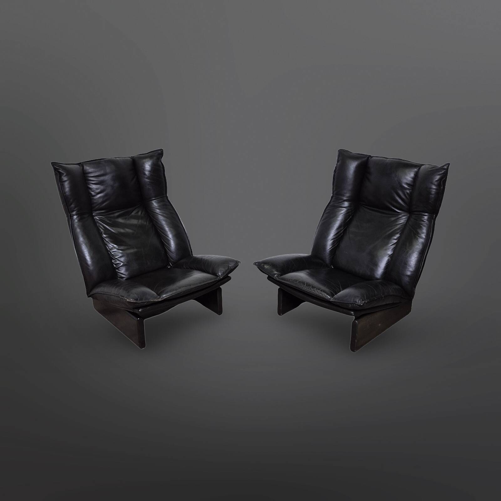 Set of 2 black leather lounge chairs by Peem Oy, Finland 1970s