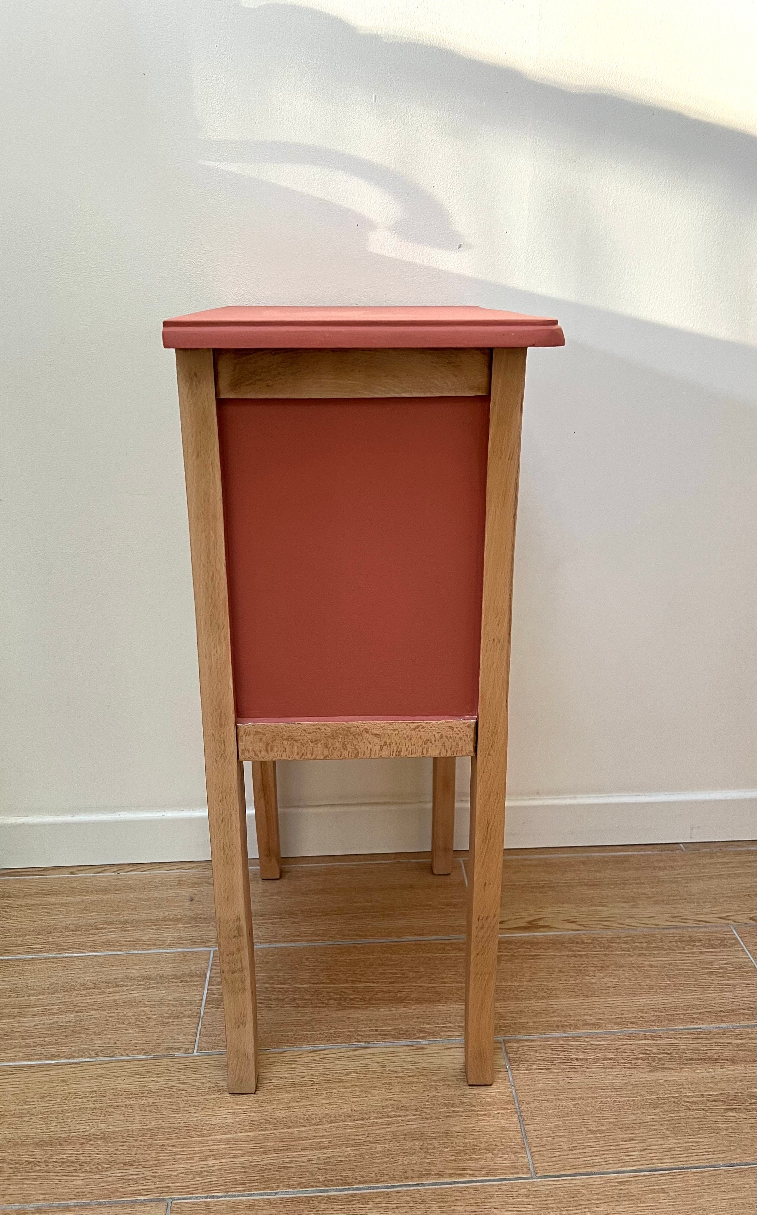 Bedside table