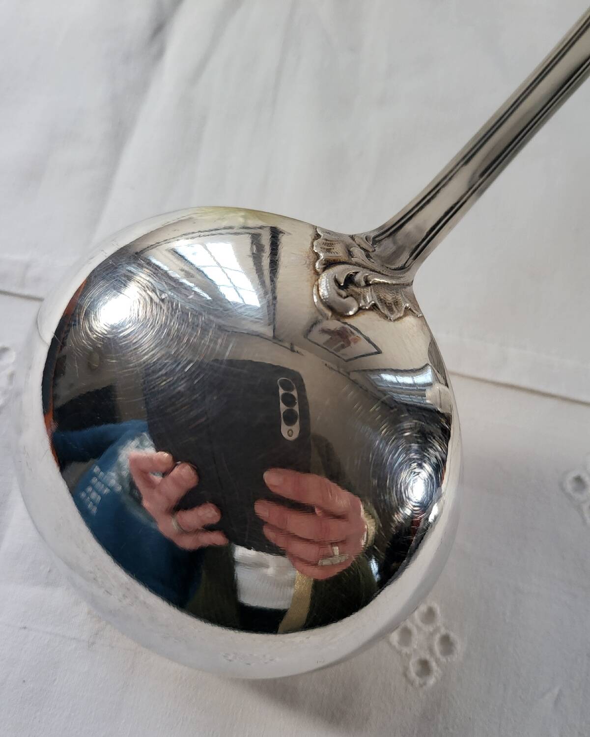 SOH silver metal ladle with shell/foliage decor