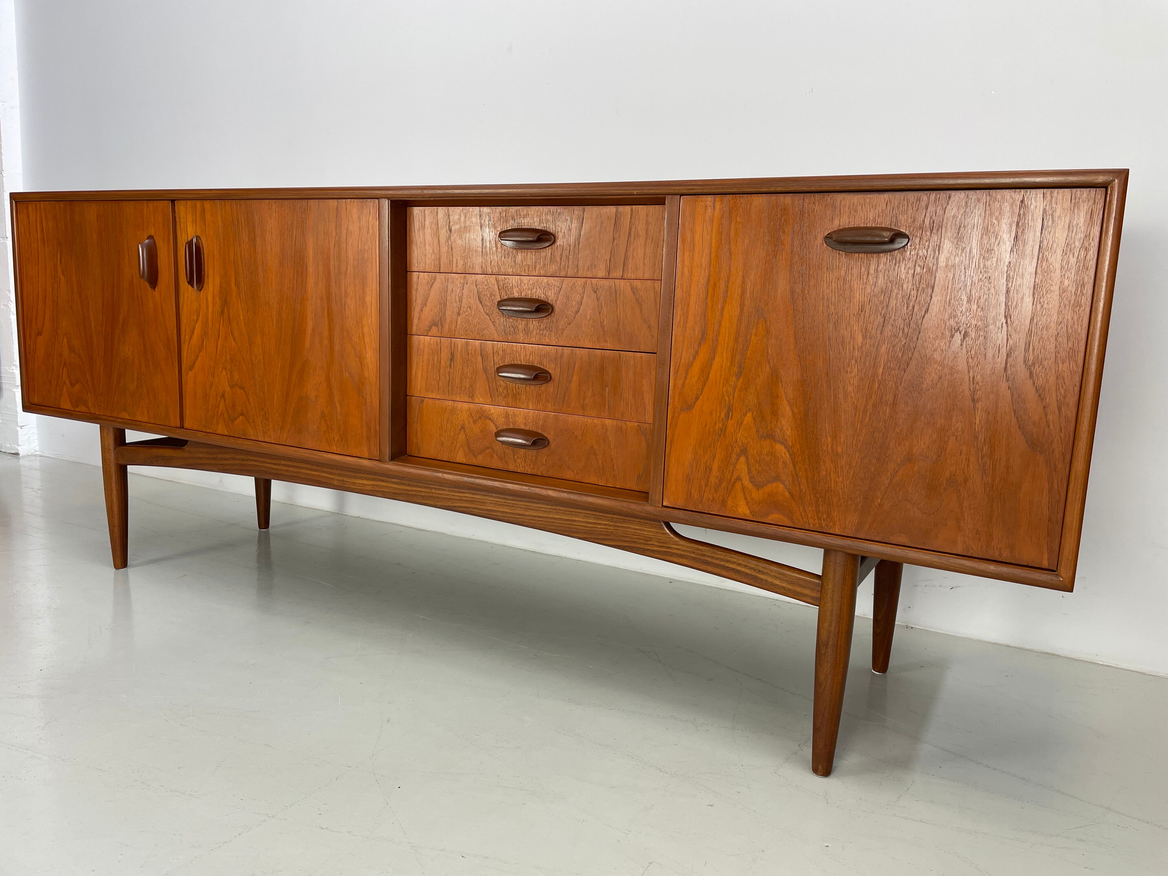 Enfilade en teck G-Plan années 1960