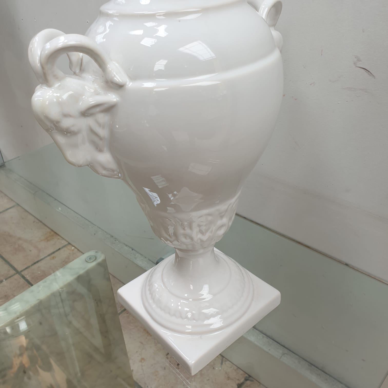 Large white St Clement Cermal Vase