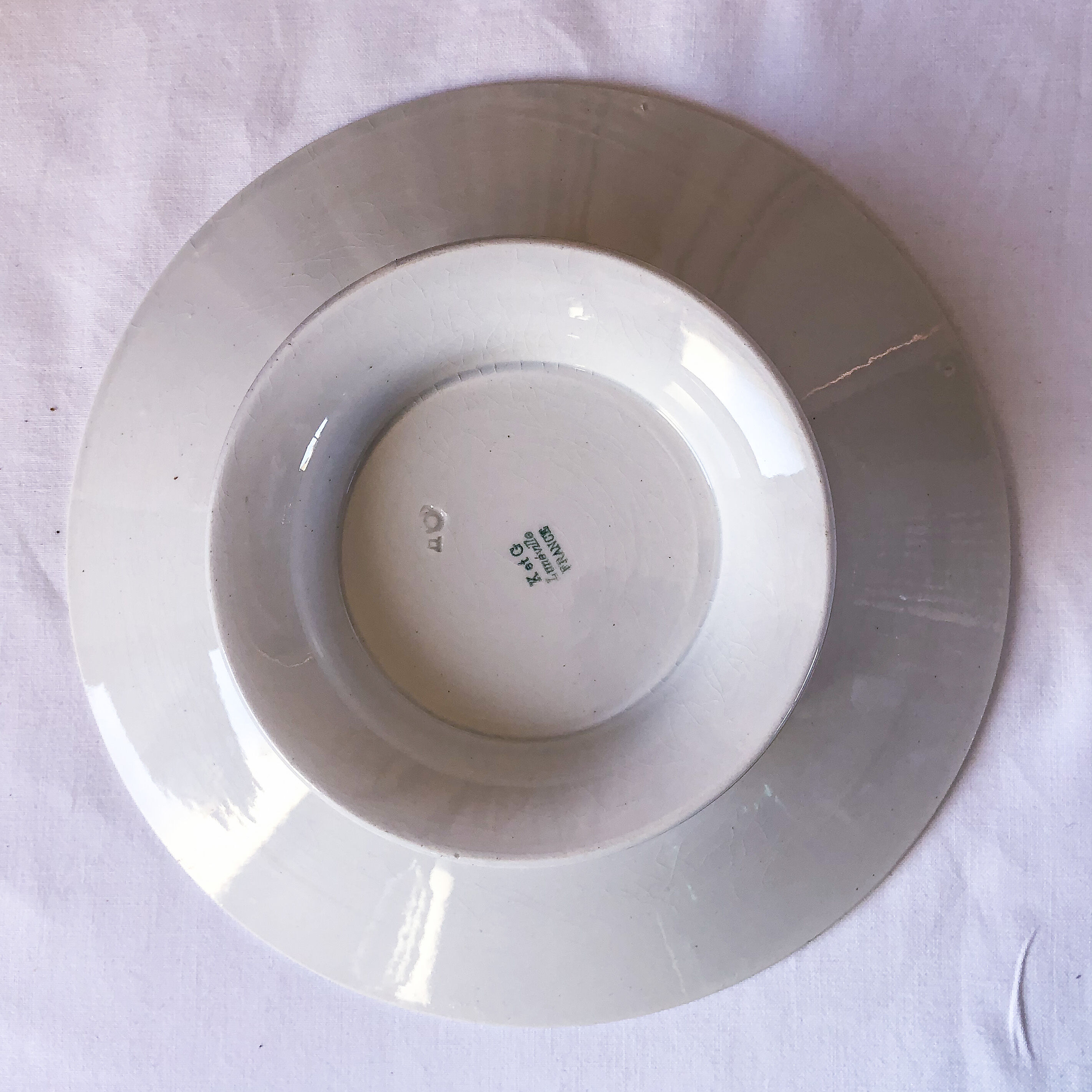 Luneville earthenware presentation plate