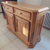Solid 2-door sideboard