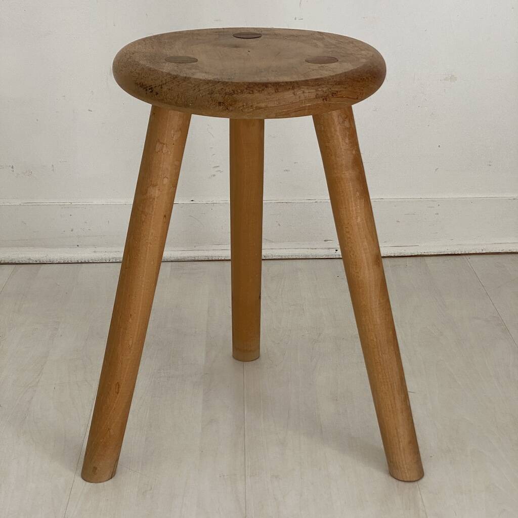 Solid wood tripod stool